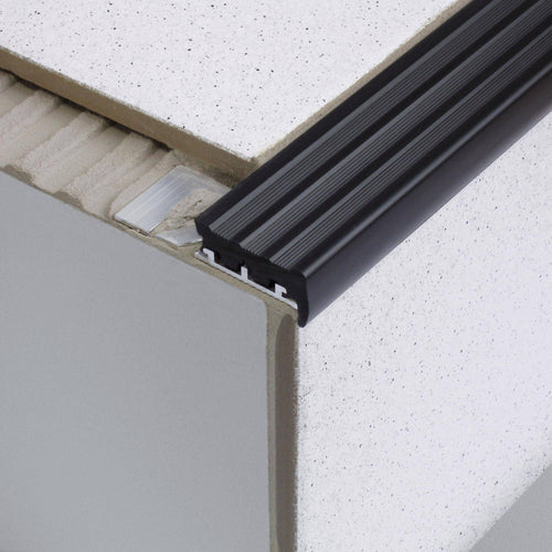 Treppenstufenprofil DURASTEP JUMBO Aluminium schwarz 9mm 250cm