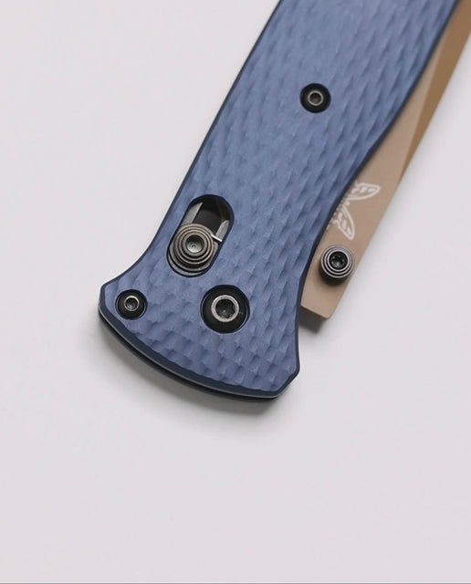 Product video showcasing knife features