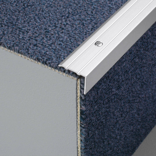 Treppenstufenprofil gebohrt PROTECT Aluminium eloxiert silber 10mm 270cm