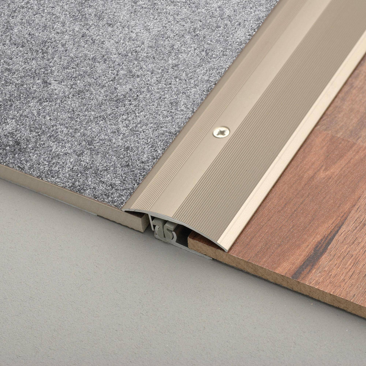 Anpassungsprofil TRIFLOOR FINISH Aluminium eloxiert titan 45490mm 270cm
